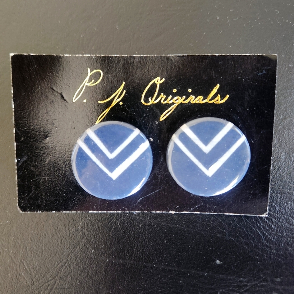 Vintage 80s Oversized Blue Chevron Stud Earrings